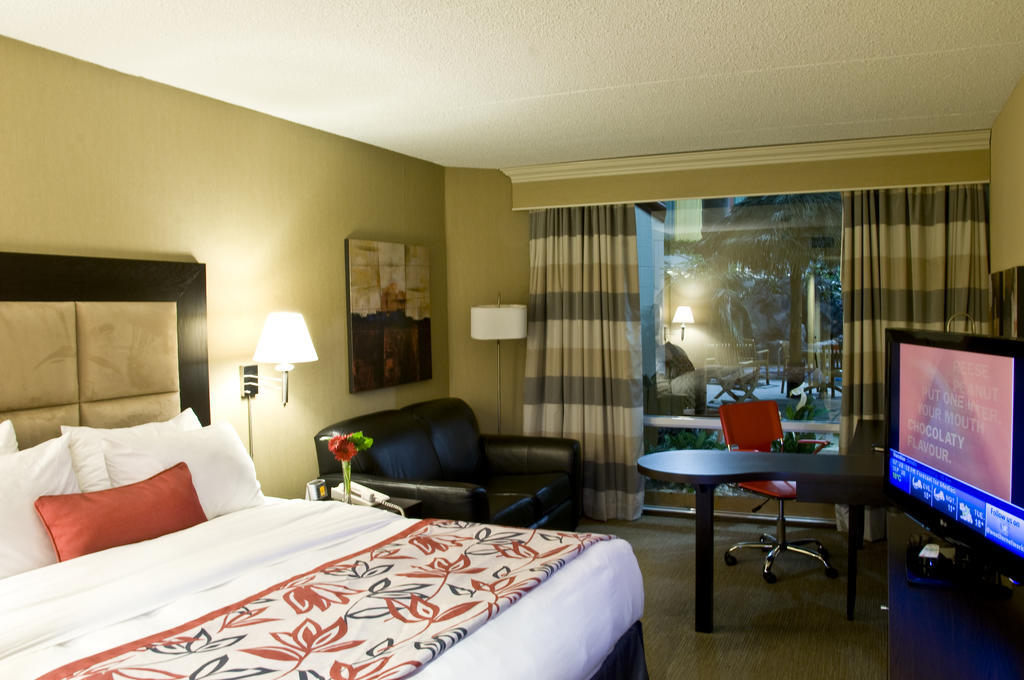 Ramada Plaza Crystal Palace Dieppe Quarto foto